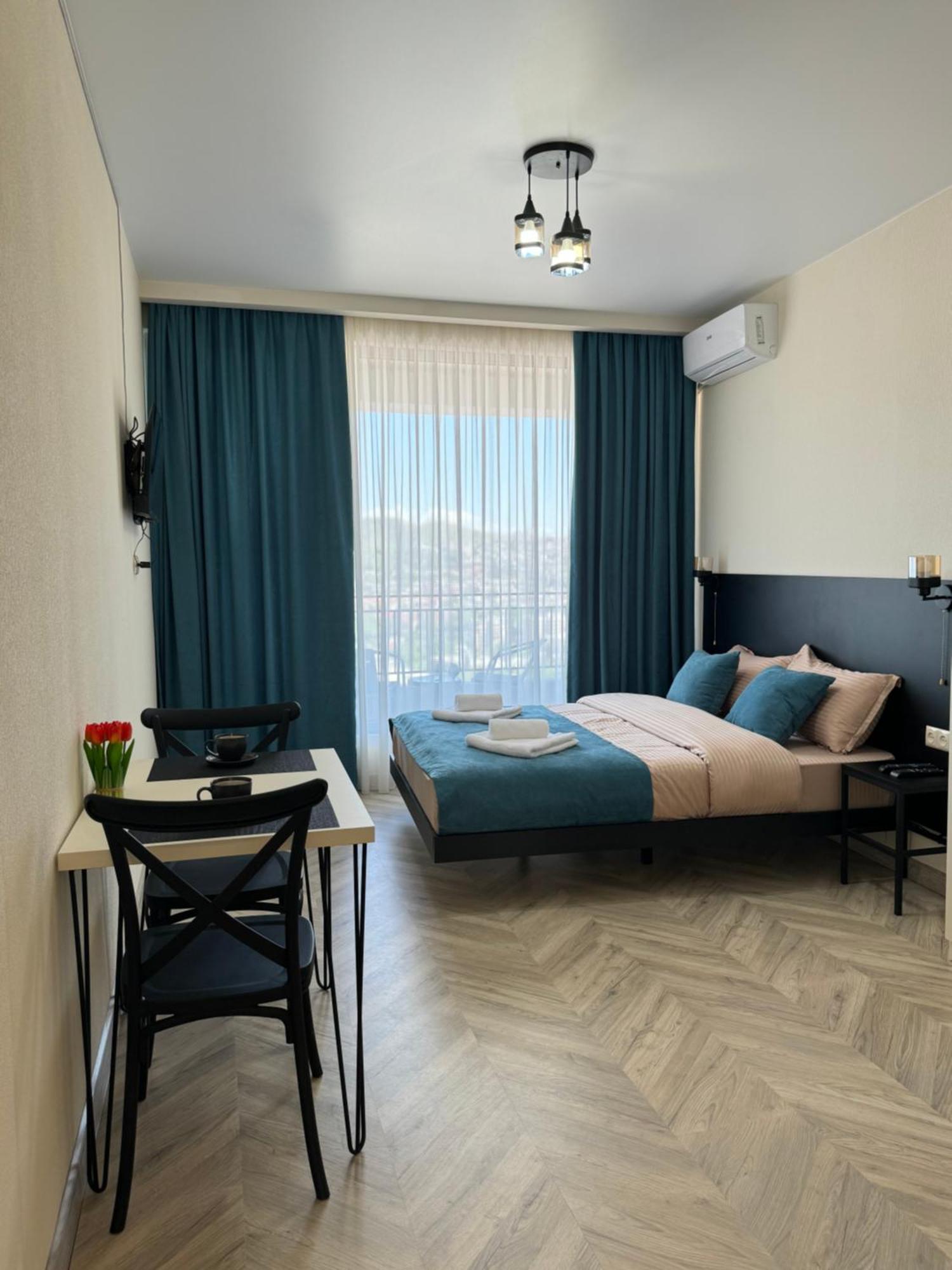 Brothers Apartments With Terrace In Old Тбілісі Екстер'єр фото
